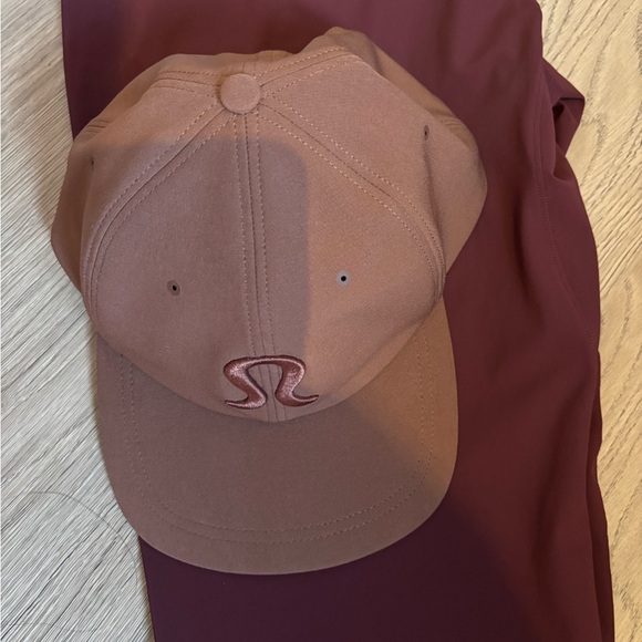 Lululemon Surge Jogger. Size XS. Great condition. - Picture 10 of 14